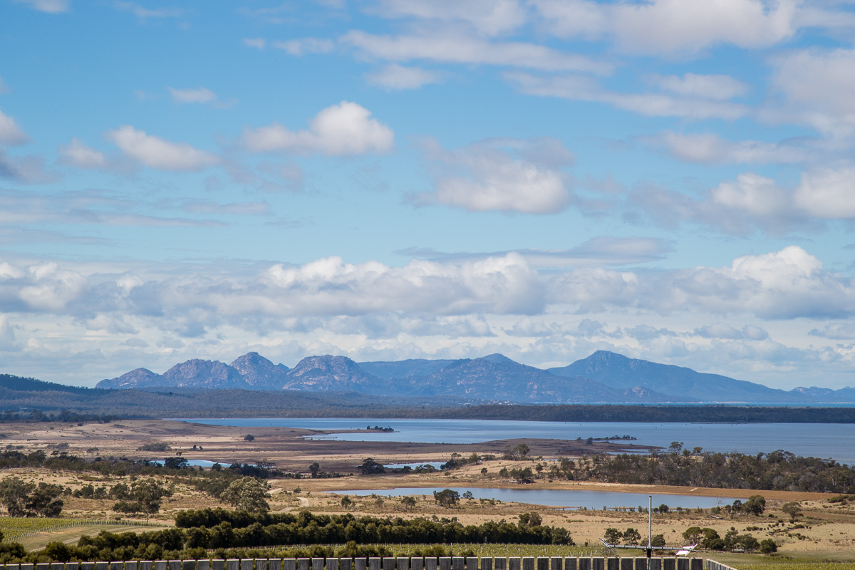 Coles Bay Low Res RGB 300dpi 001