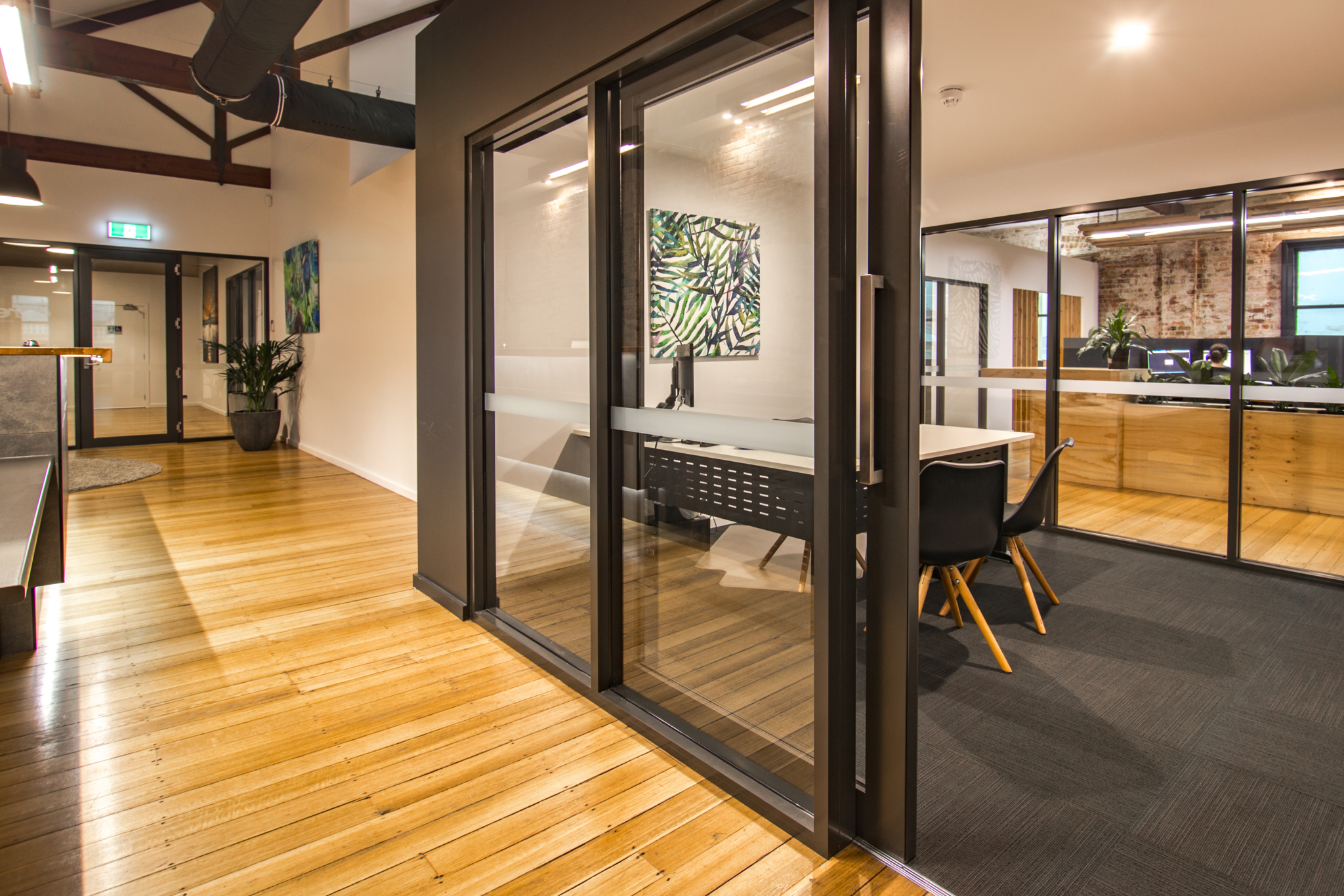 Core Refurb High Res RGB 300dpi 007