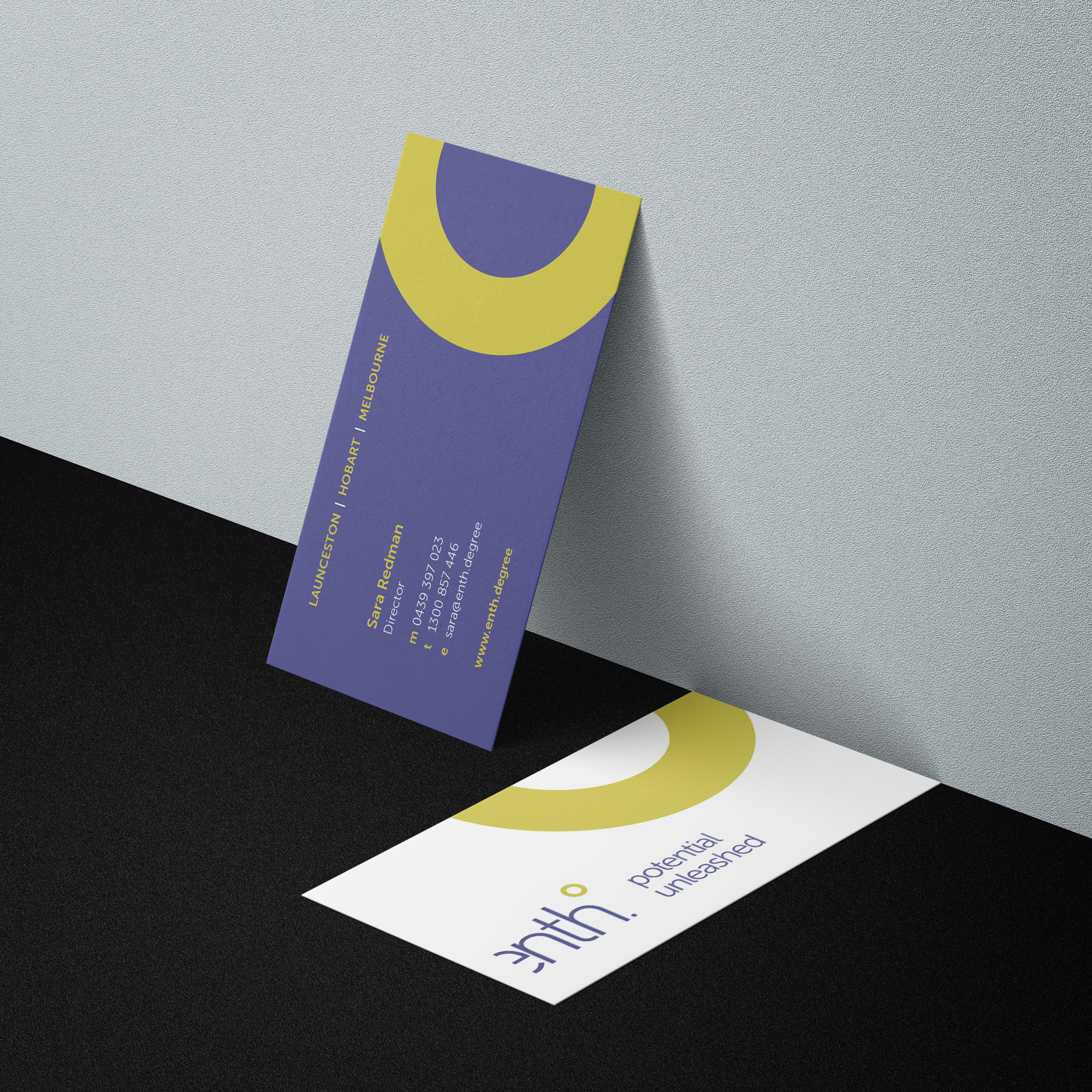 03 Enth Business Card Mockup