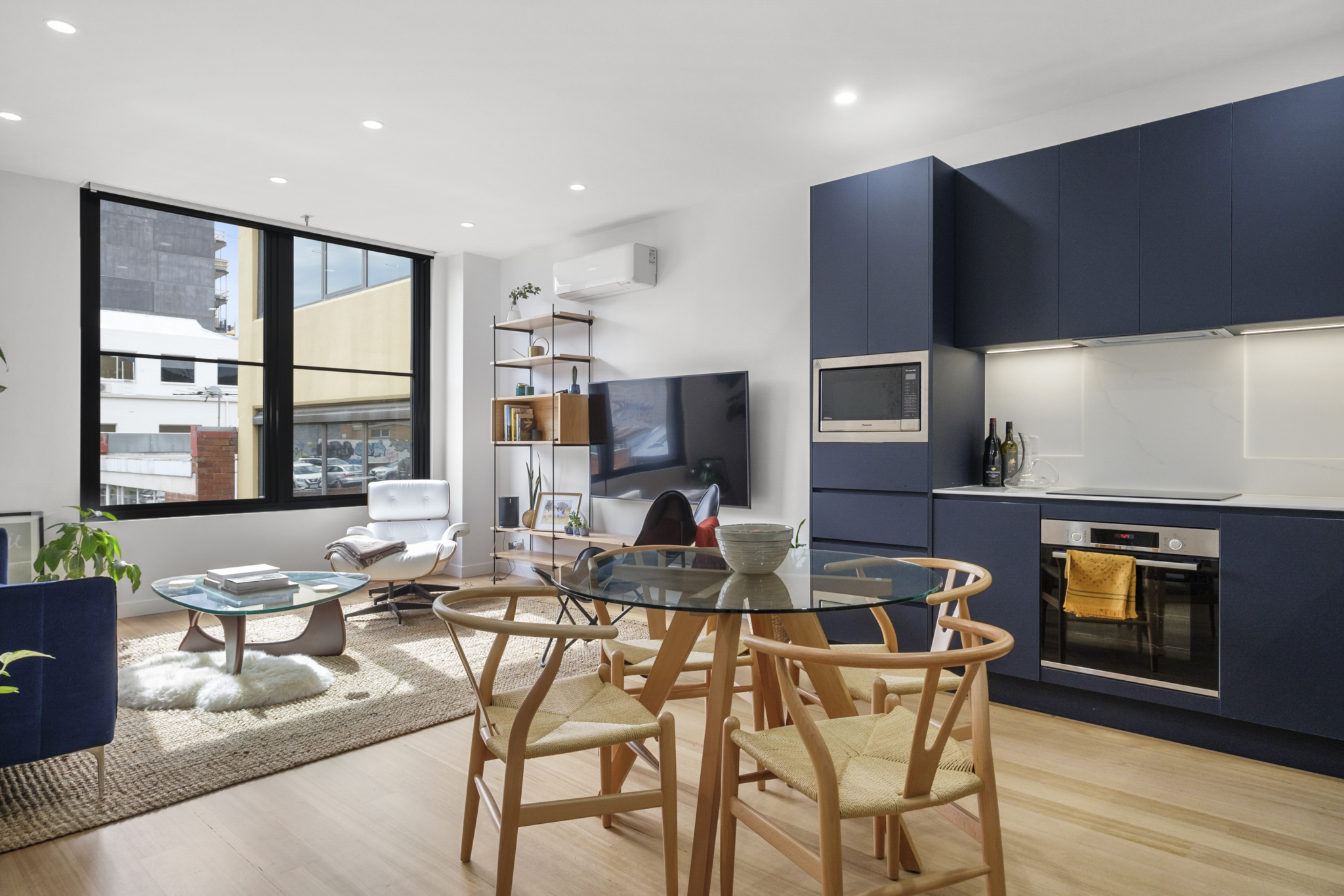 019 Open2view ID626024 1 177 Liverpool Street