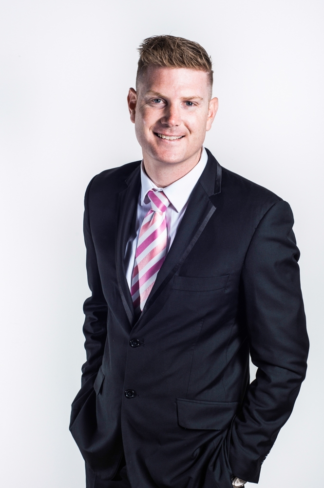 Corporate Portraits White Parry Web001