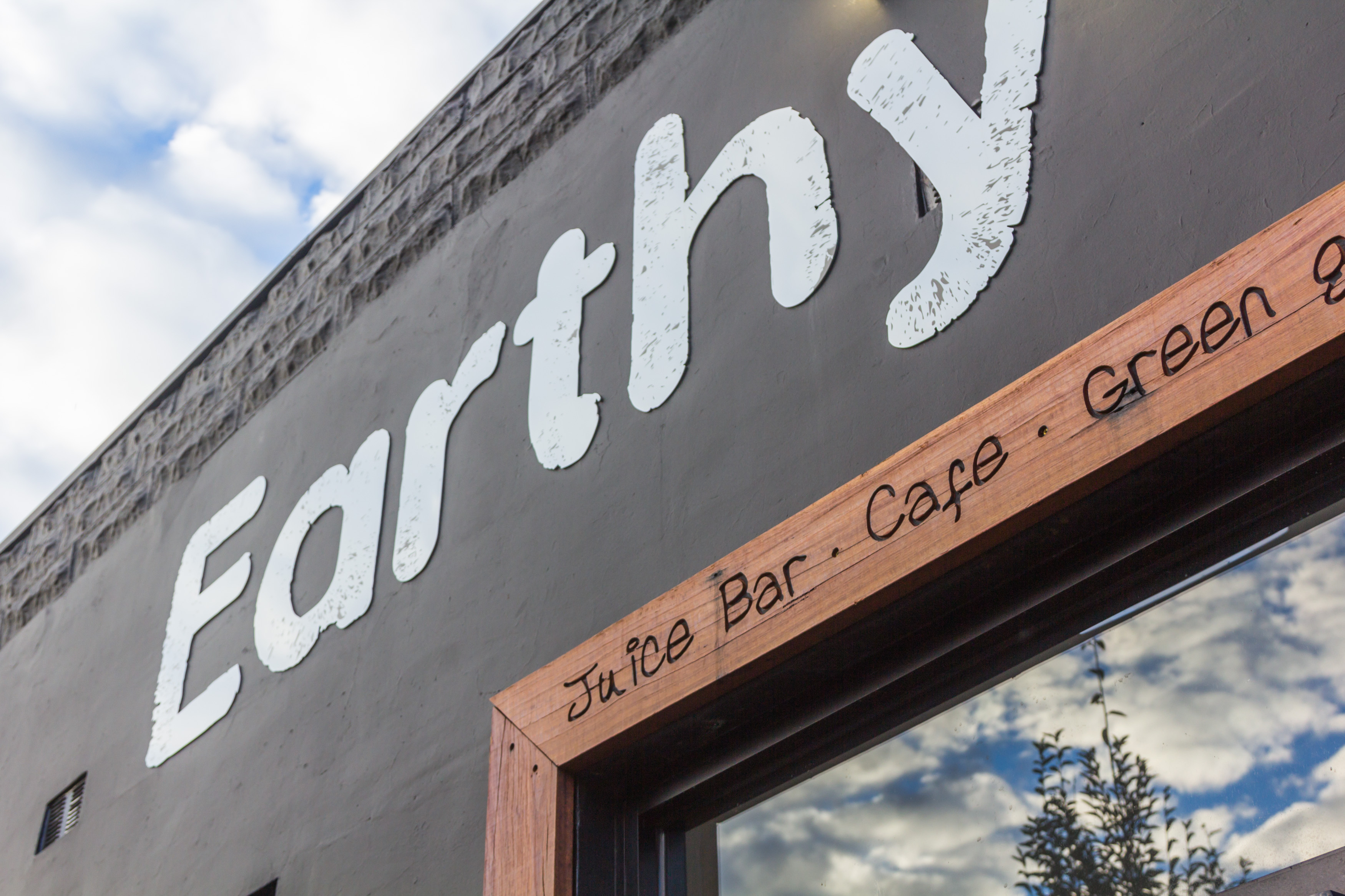 Earthy Eats S Group HD005