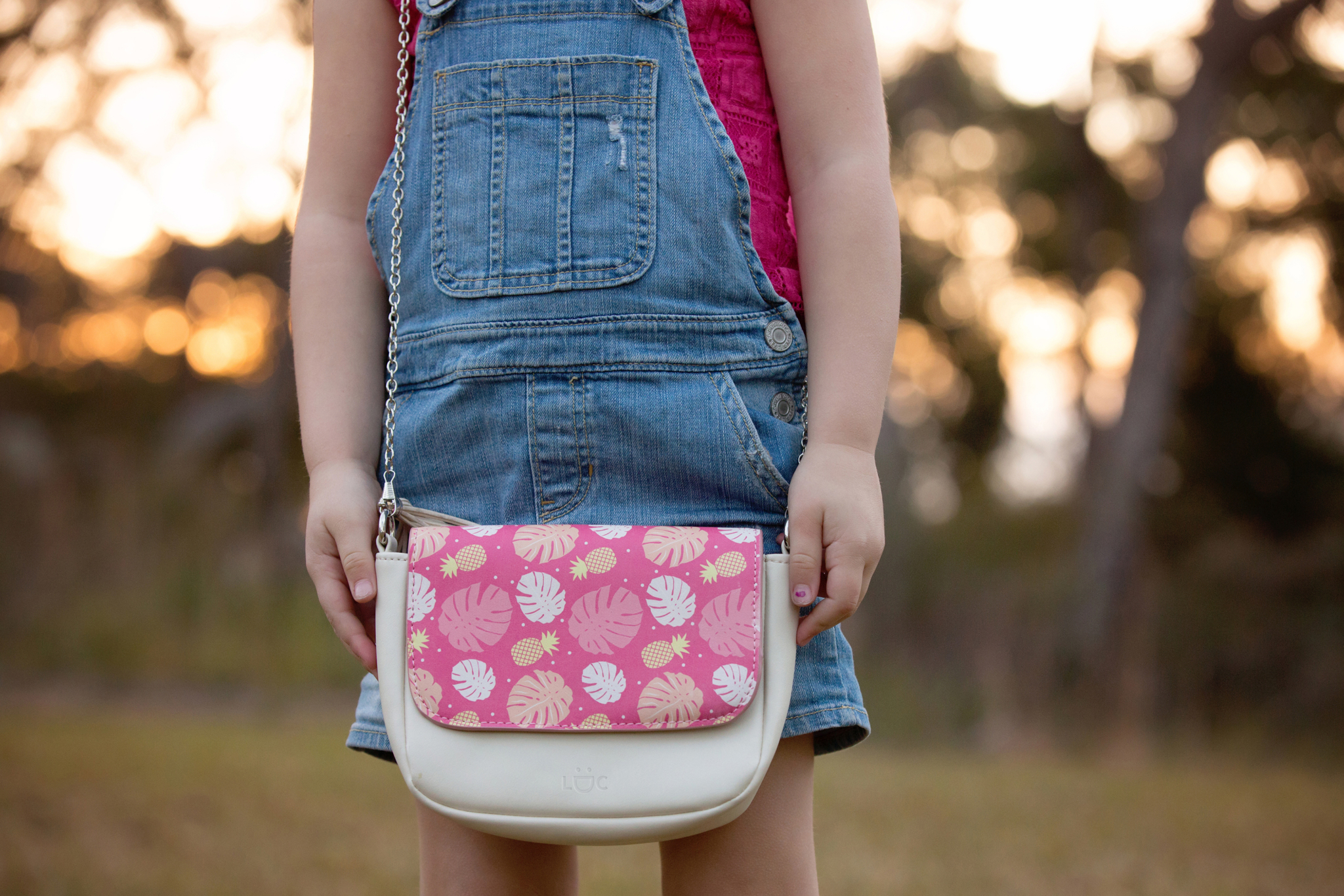 Little Designer Club Bag Mockup 3800 RGB 300dpi