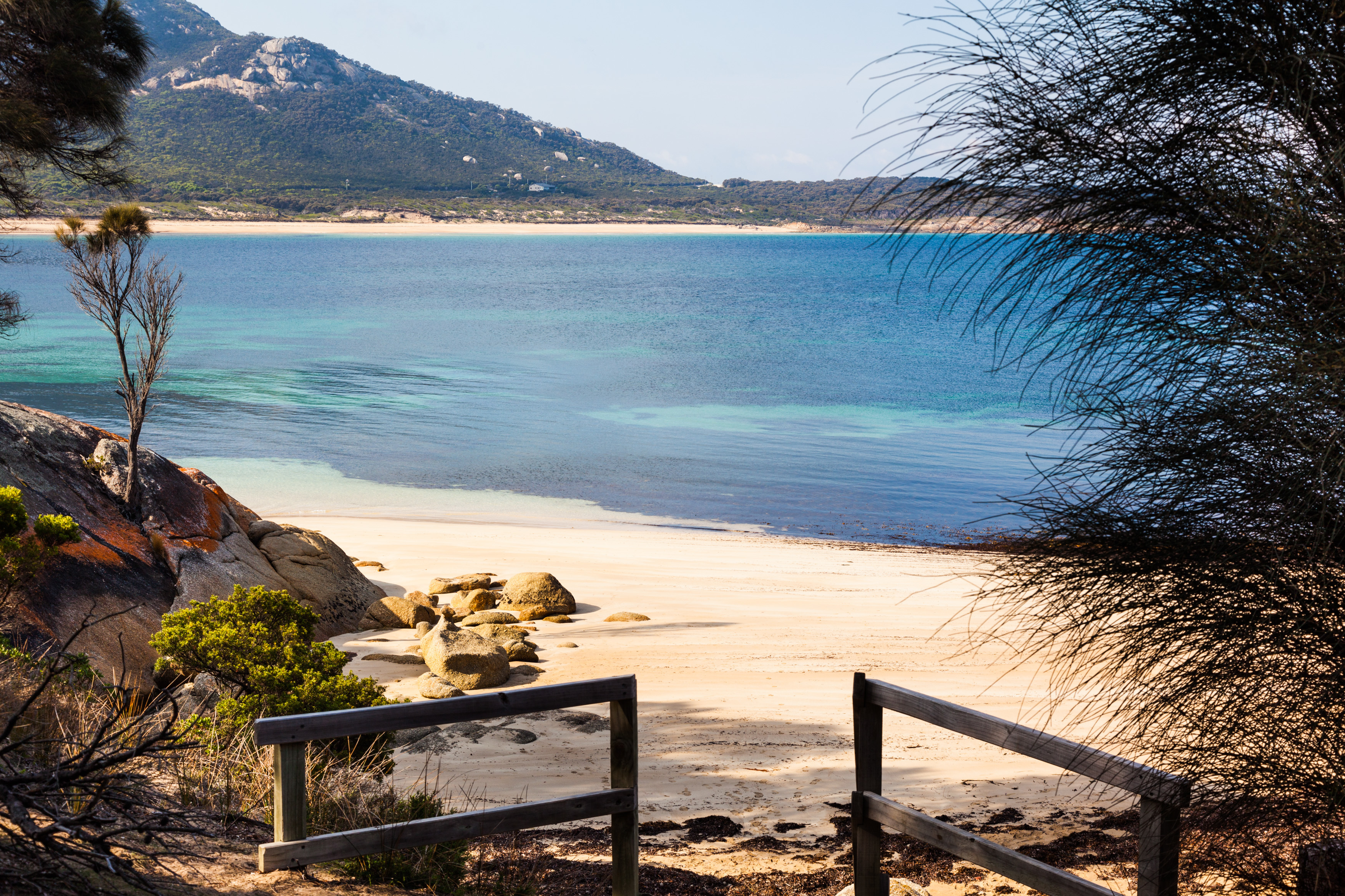 MS Beaches S Group Web004