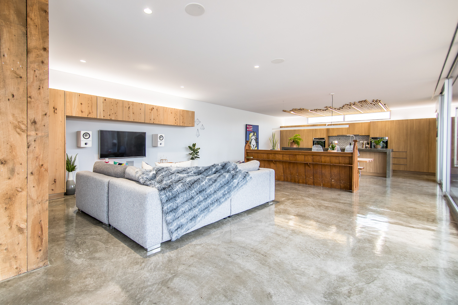 Pitt Church Web300 049