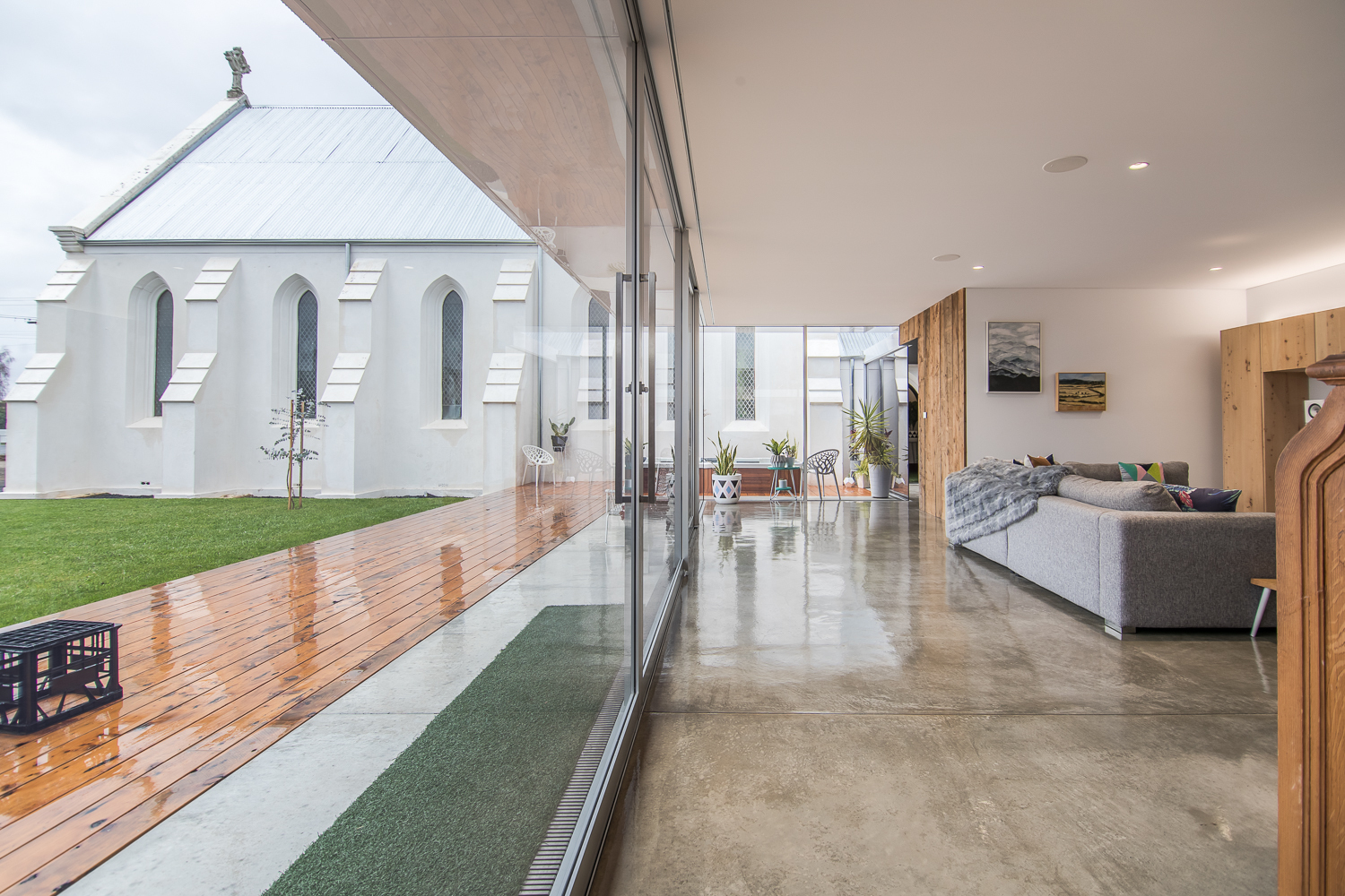 Pitt Church Web300 053