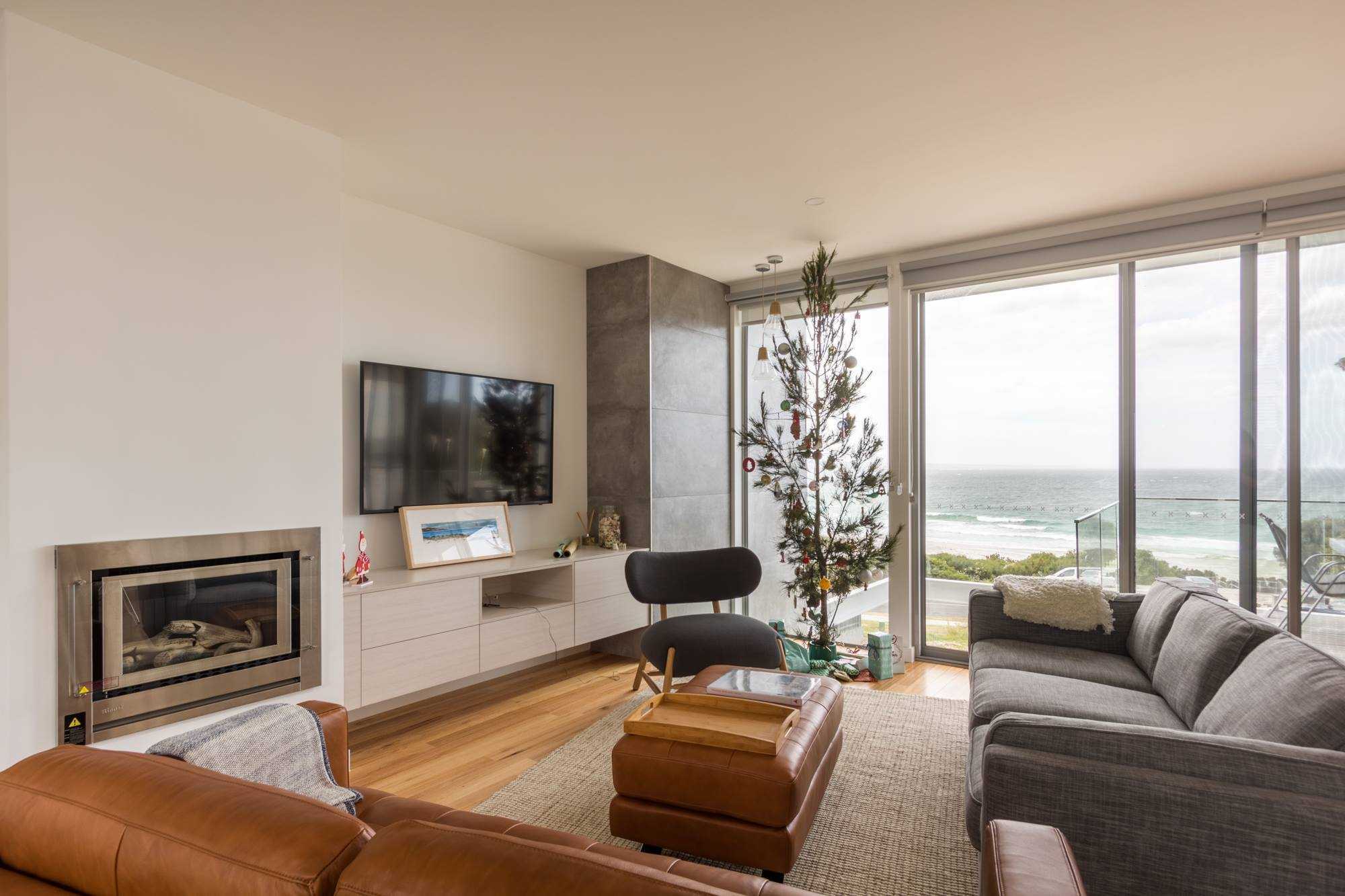 The binalong beach house 04